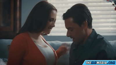 ایک اچھی busty ماں کے ساتھ رومانٹک جنسی تعلقات